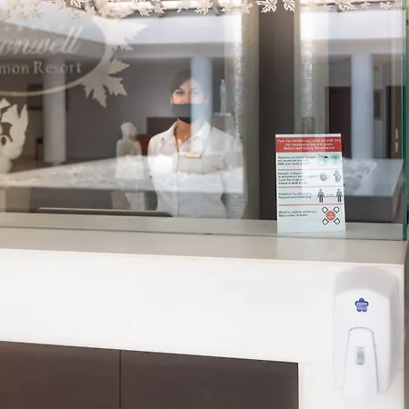 Cronwell 5* بلاتامونيس