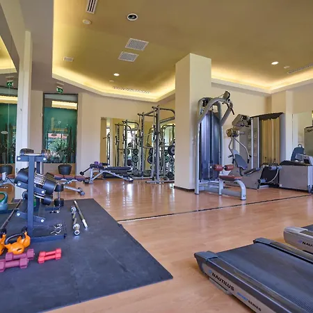 Cronwell منتجع 5*
