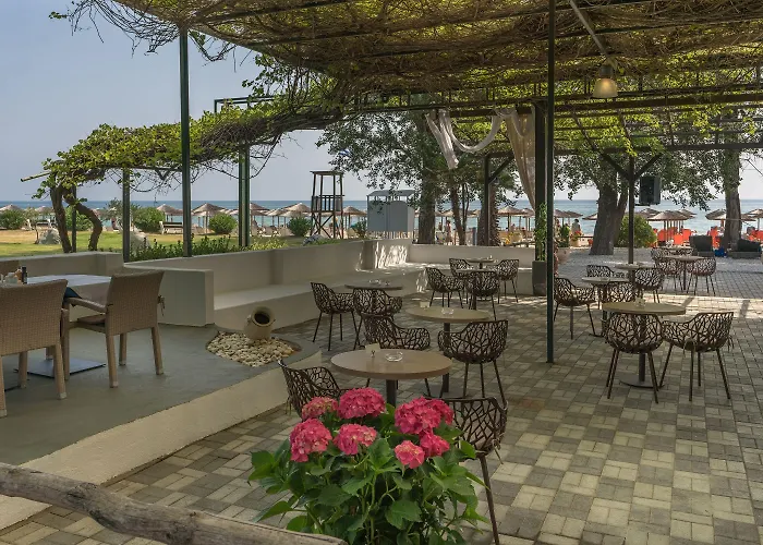 Cronwell Üdülőközpont 5*